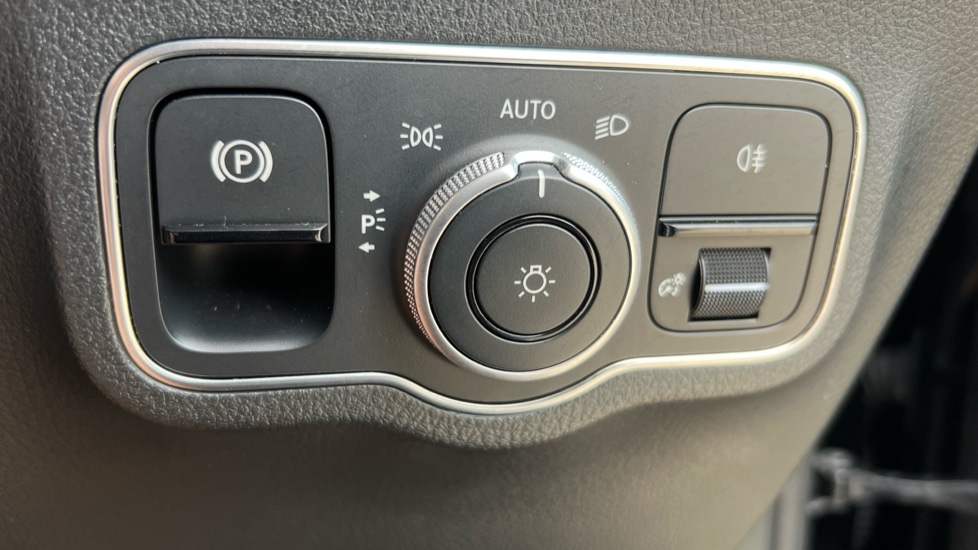 Used Mercedes-Benz EQA 2021 for sale - 76494085: Photo 59