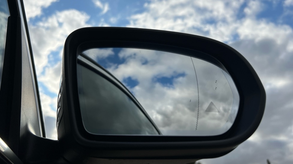 Used Mercedes-Benz EQA 2021 for sale - 76494085: Photo 64