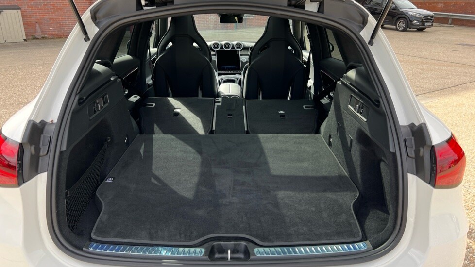 Used Mercedes-Benz GLC 2024 for sale - 76139996: Photo 18