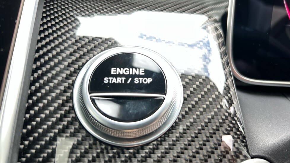 Used Mercedes-Benz GLC 2024 for sale - 76139996: Photo 64