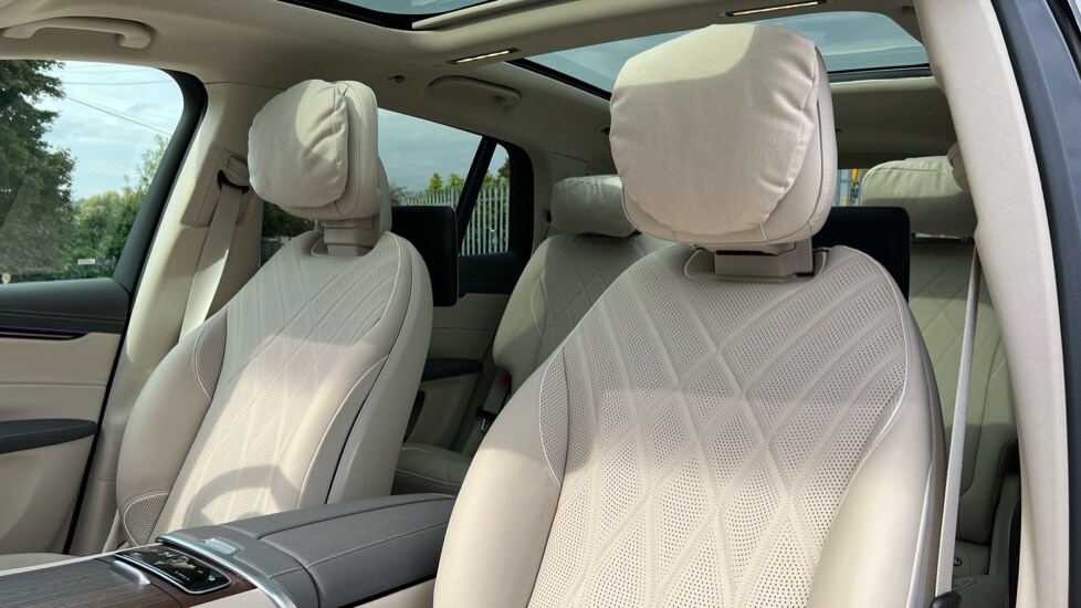 Used Mercedes-Benz EQS 2024 for sale - 76609661: Photo 14