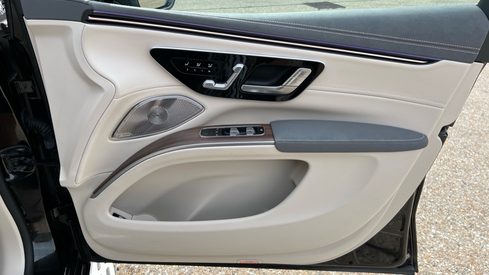 Used Mercedes-Benz EQS 2024 for sale - 76609661: Photo 37
