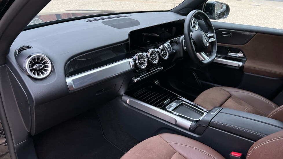 Used Mercedes-Benz GLB 2025 for sale - 76229398: Photo 11