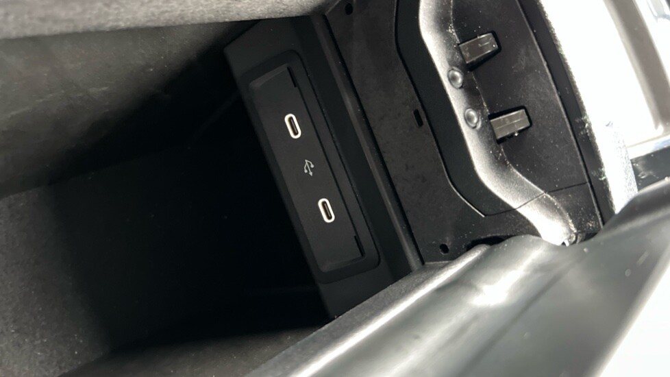 Used Mercedes-Benz GLB 2025 for sale - 76229398: Photo 54