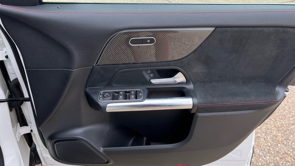 Used Mercedes-Benz GLA 2022 for sale - 76273033: Photo 37