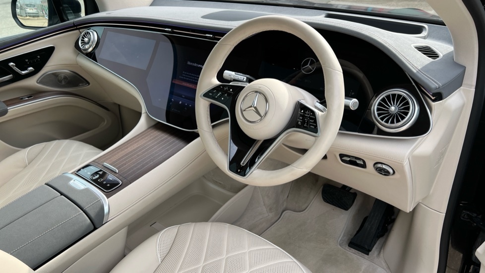 Used Mercedes-Benz EQS 2024 for sale - 76901289: Photo 3