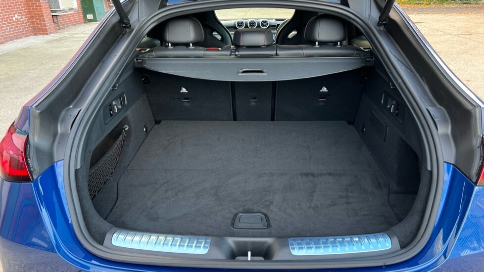 Used Mercedes-Benz GLC 2025 for sale - 76332242: Photo 16