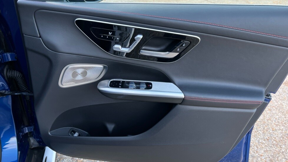 Used Mercedes-Benz GLC 2025 for sale - 76332242: Photo 33