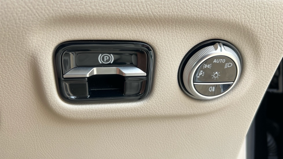 Used Mercedes-Benz EQS 2024 for sale - 76479744: Photo 67