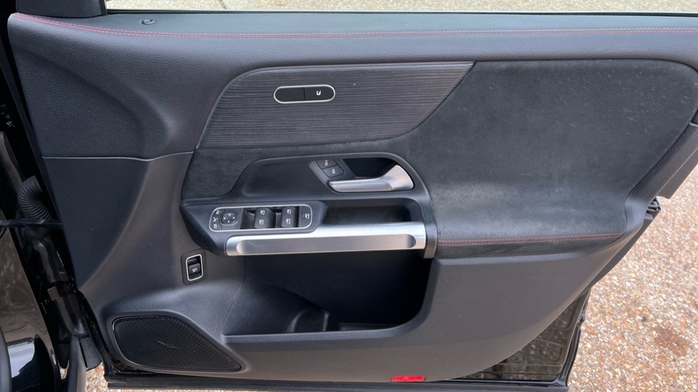 Used Mercedes-Benz EQB 2022 for sale - 76442144: Photo 37