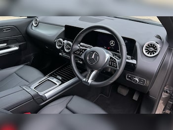 Used Mercedes-Benz EQA 2024 for sale - 76971467: Photo