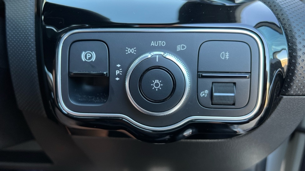 Used Mercedes-Benz A-Class 2022 for sale - 76350741: Photo 60