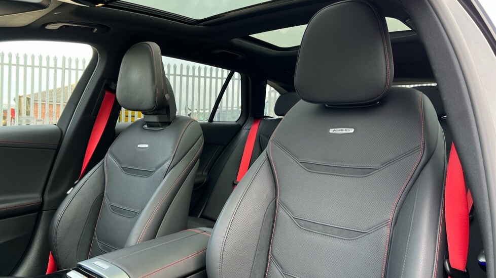 Used Mercedes-Benz C Class 2024 for sale - 76140265: Photo 14