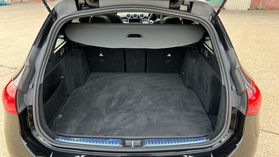 Used Mercedes-Benz C Class 2024 for sale - 76140265: Photo 17