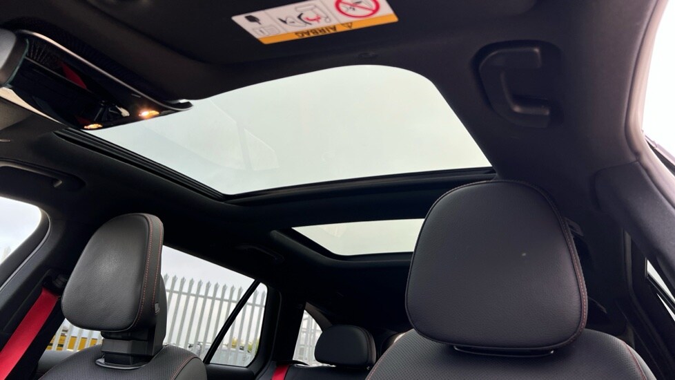 Used Mercedes-Benz C Class 2024 for sale - 76140265: Photo 38