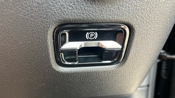 Used Mercedes-Benz C-Class 2024 for sale - 76140265: Photo 60