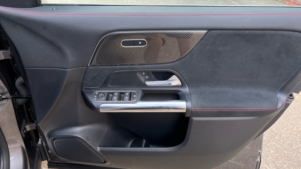 Used Mercedes-Benz GLA 2022 for sale - 76273005: Photo 37