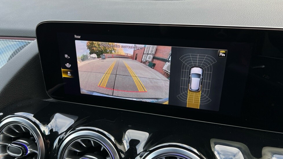 Used Mercedes-Benz GLA 2022 for sale - 76273005: Photo 40