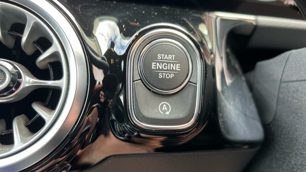 Used Mercedes-Benz GLA 2022 for sale - 76273005: Photo 59