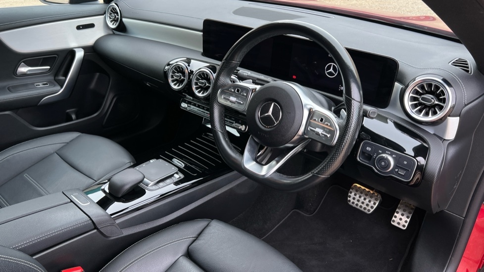 Used Mercedes-Benz CLA 2022 for sale - 76350950: Photo 3