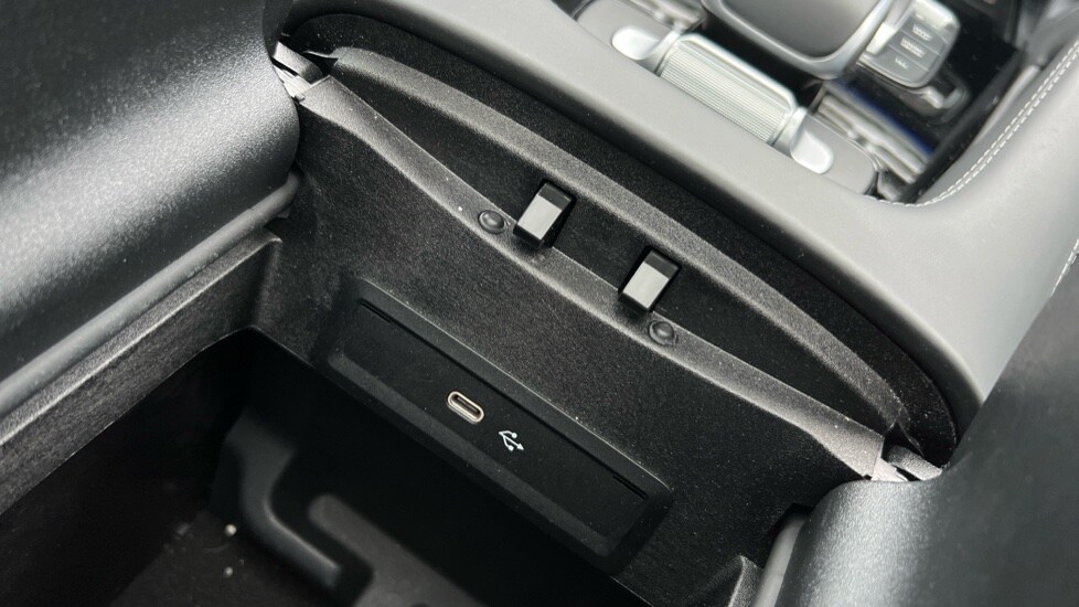 Used Mercedes-Benz GLE 2024 for sale - 76826648: Photo 65