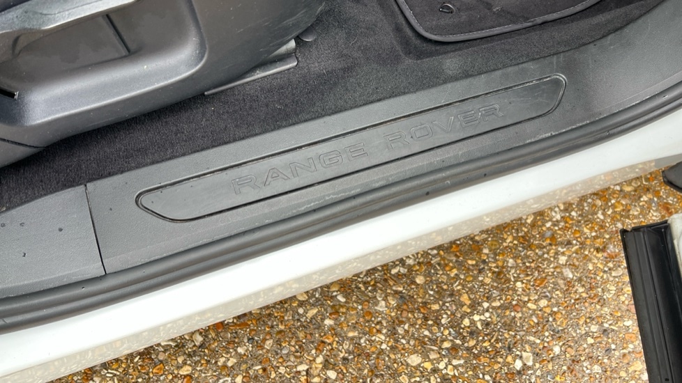 Used Land Rover Range Rover Evoque 2021 for sale - 76523481: Photo 36