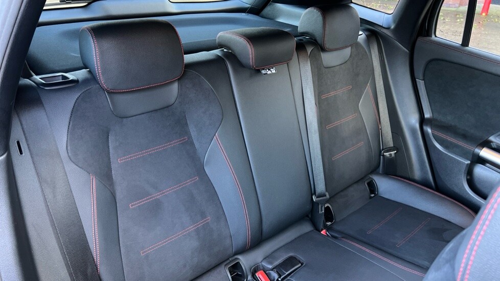 Used Mercedes-Benz GLA 2024 for sale - 76954331: Photo 15