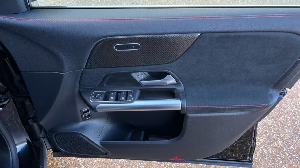 Used Mercedes-Benz GLA 2024 for sale - 76954331: Photo 34