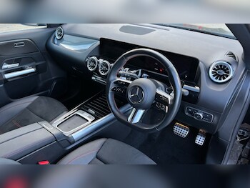 Used Mercedes-Benz GLA 2024 for sale - 76954331: Photo