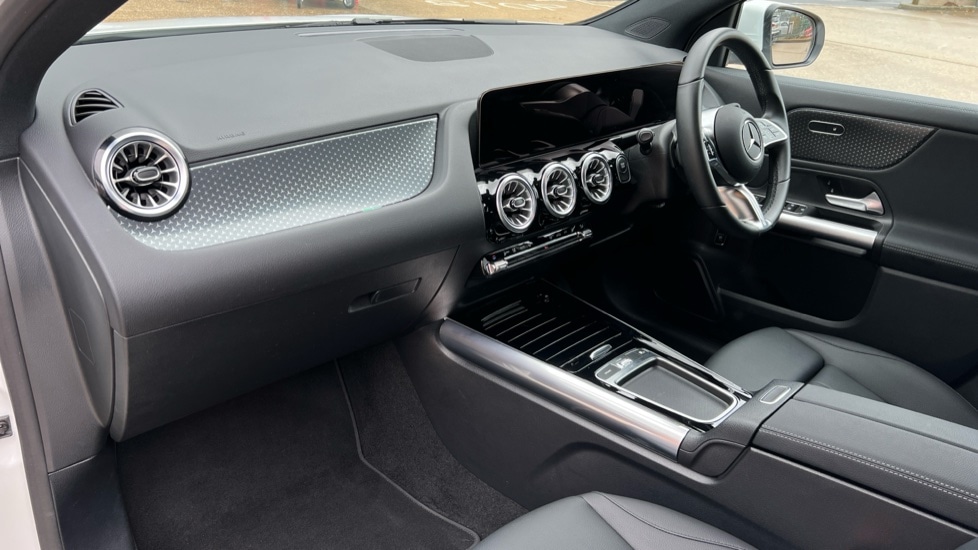 Used Mercedes-Benz EQA 2024 for sale - 76609687: Photo 11