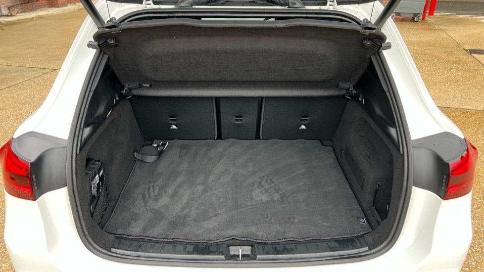 Used Mercedes-Benz EQA 2024 for sale - 76609687: Photo 17