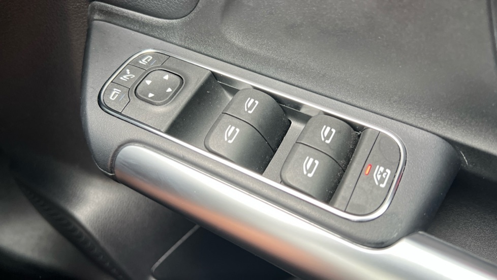 Used Mercedes-Benz EQA 2024 for sale - 76609687: Photo 55