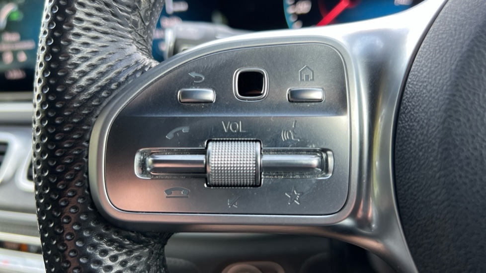 Used Mercedes-Benz GLE 2023 for sale - 75796866: Photo 30