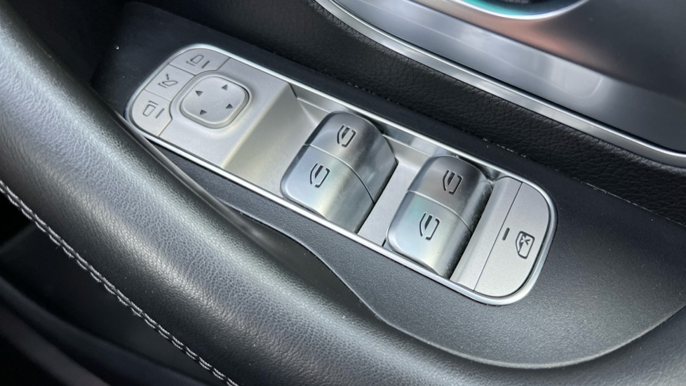 Used Mercedes-Benz GLE 2023 for sale - 75796866: Photo 53