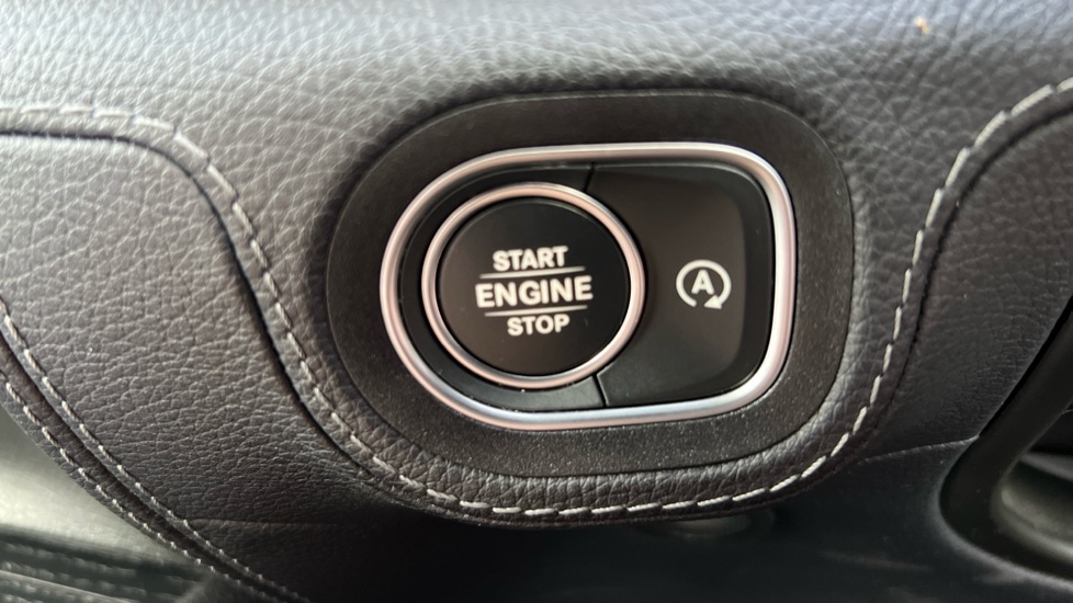 Used Mercedes-Benz GLE 2023 for sale - 75796866: Photo 59