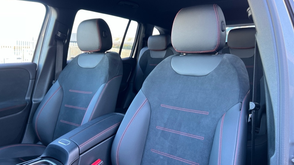 Used Mercedes-Benz GLB 2024 for sale - 76452094: Photo 14