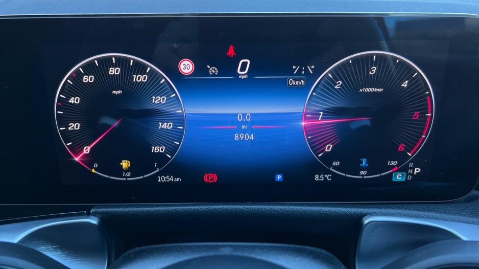 Used Mercedes-Benz GLB 2024 for sale - 76452094: Photo 16