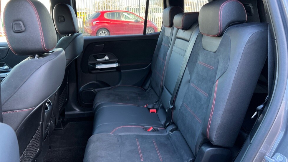 Used Mercedes-Benz GLB 2024 for sale - 76452094: Photo 24