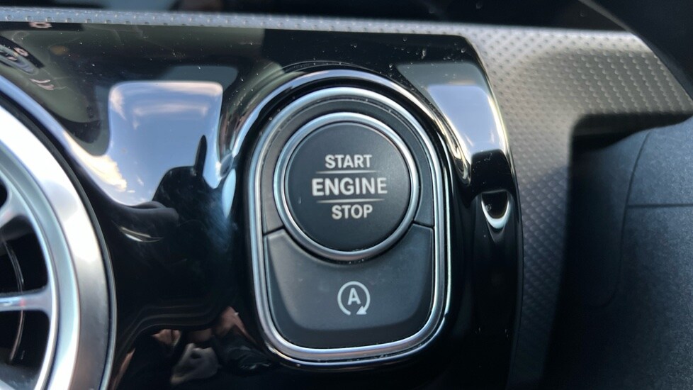 Used Mercedes-Benz A-Class 2022 for sale - 76856409: Photo 44