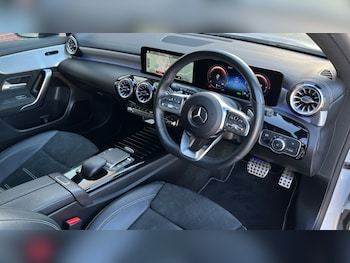 Used Mercedes-Benz A-Class 2022 for sale - 76154987: Photo 3