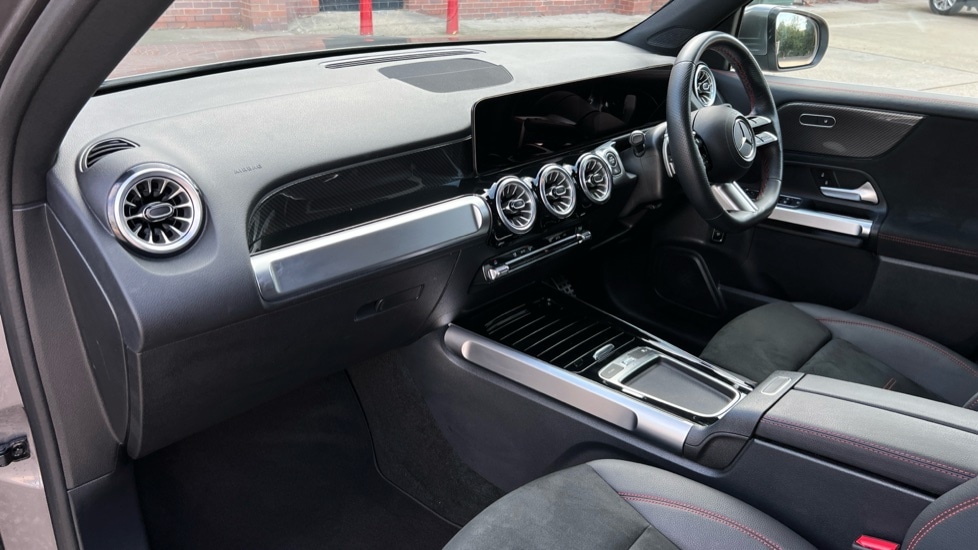 Used Mercedes-Benz GLB 2025 for sale - 76229485: Photo 11