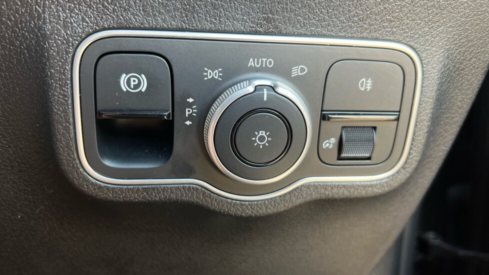 Used Mercedes-Benz GLB 2025 for sale - 76229485: Photo 59