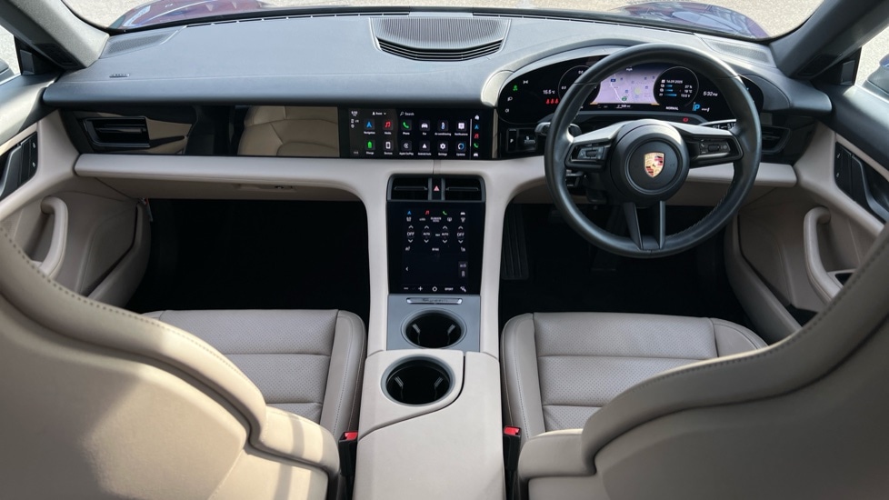 Used Porsche Taycan 2023 for sale - 75934600: Photo 11