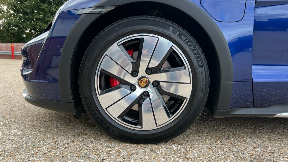 Used Porsche Taycan 2023 for sale - 75934600: Photo 17