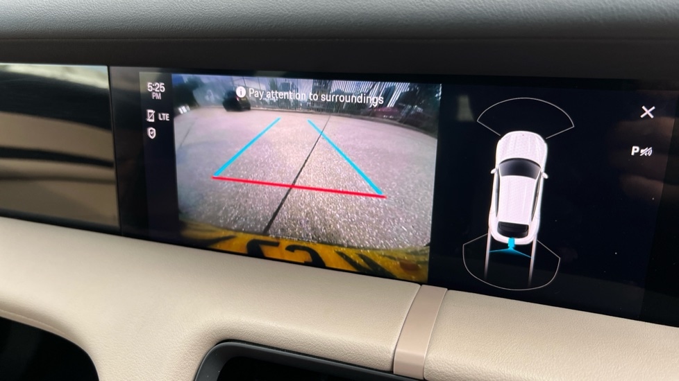 Used Porsche Taycan 2023 for sale - 75934600: Photo 26