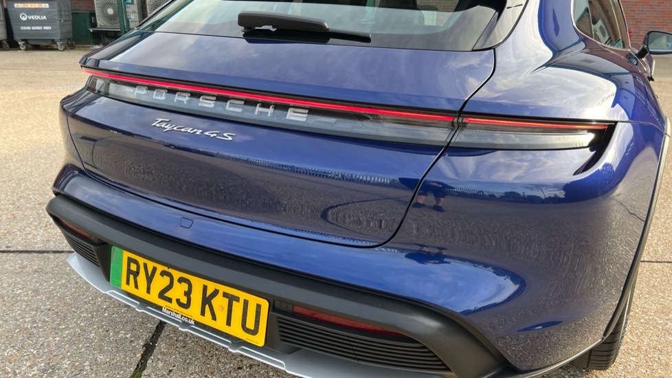 Used Porsche Taycan 2023 for sale - 75934600: Photo 58