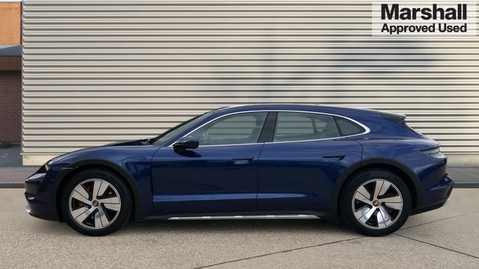 Used Porsche Taycan 2023 for sale - 75934600: Photo 6