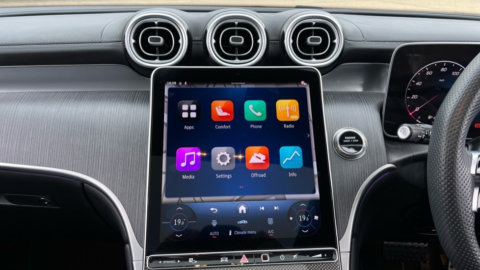 Used Mercedes-Benz GLC 2025 for sale - 76261628: Photo 13