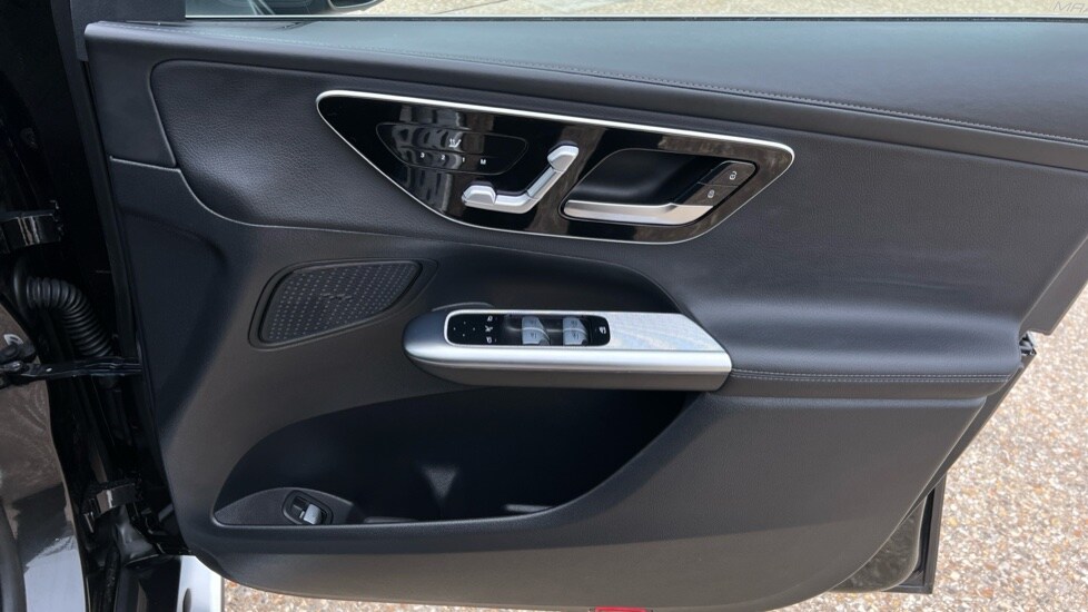 Used Mercedes-Benz GLC 2025 for sale - 76261628: Photo 37