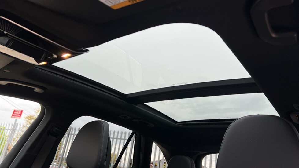 Used Mercedes-Benz GLC 2025 for sale - 76261628: Photo 38